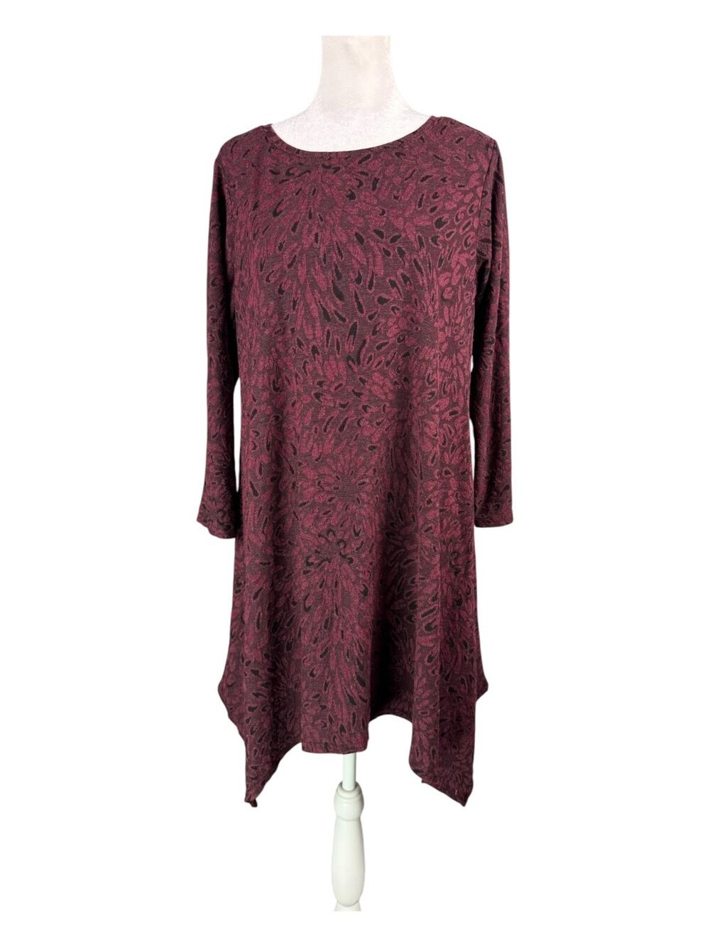 Cut Loose L Floral Jacquard Tunic Dress Burgundy Black Asymmetric Hem 3/4 Sleeve